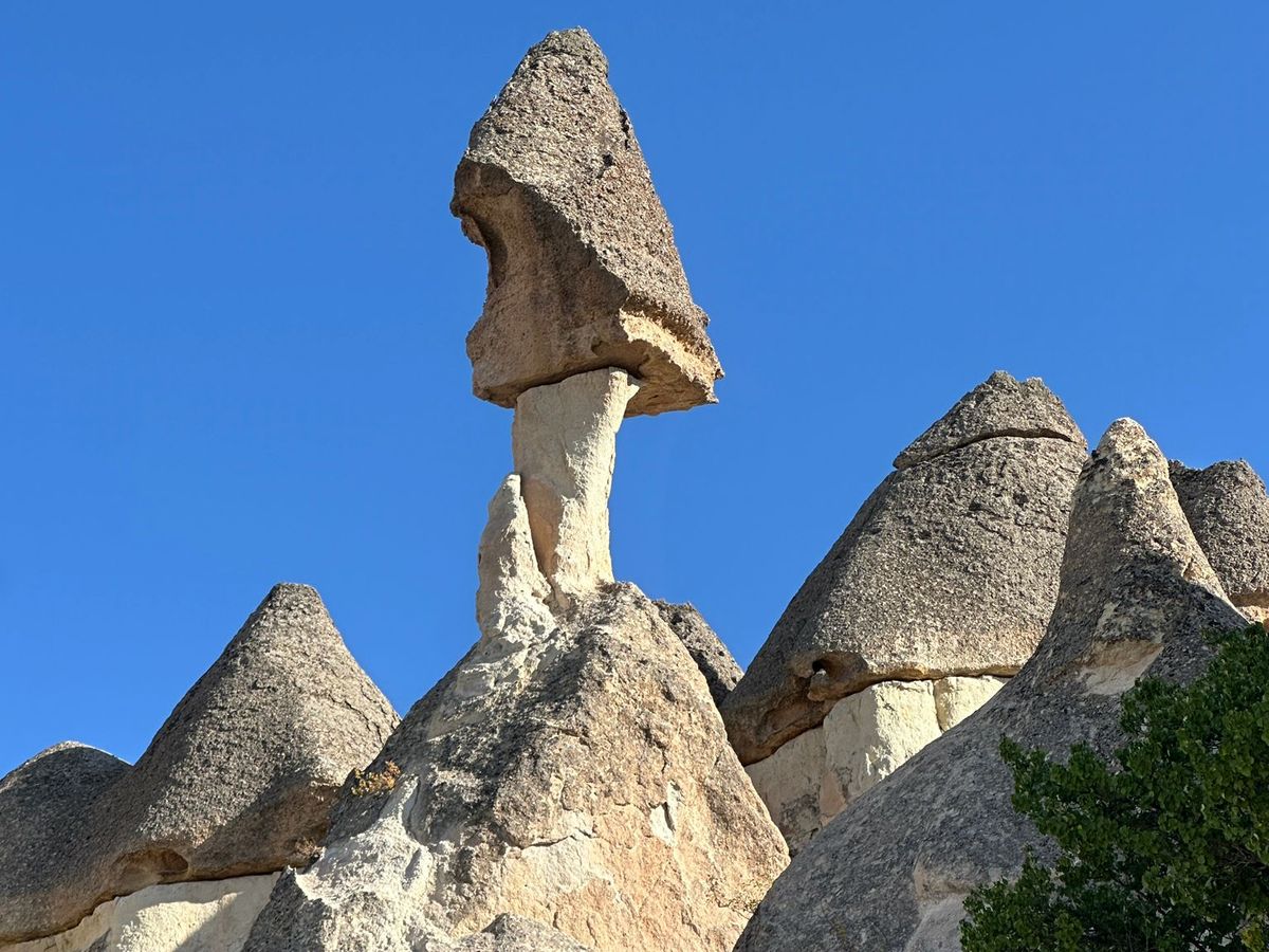 Coșuri de zâne, formațiuni de rocă vulcanică din Cappadocia