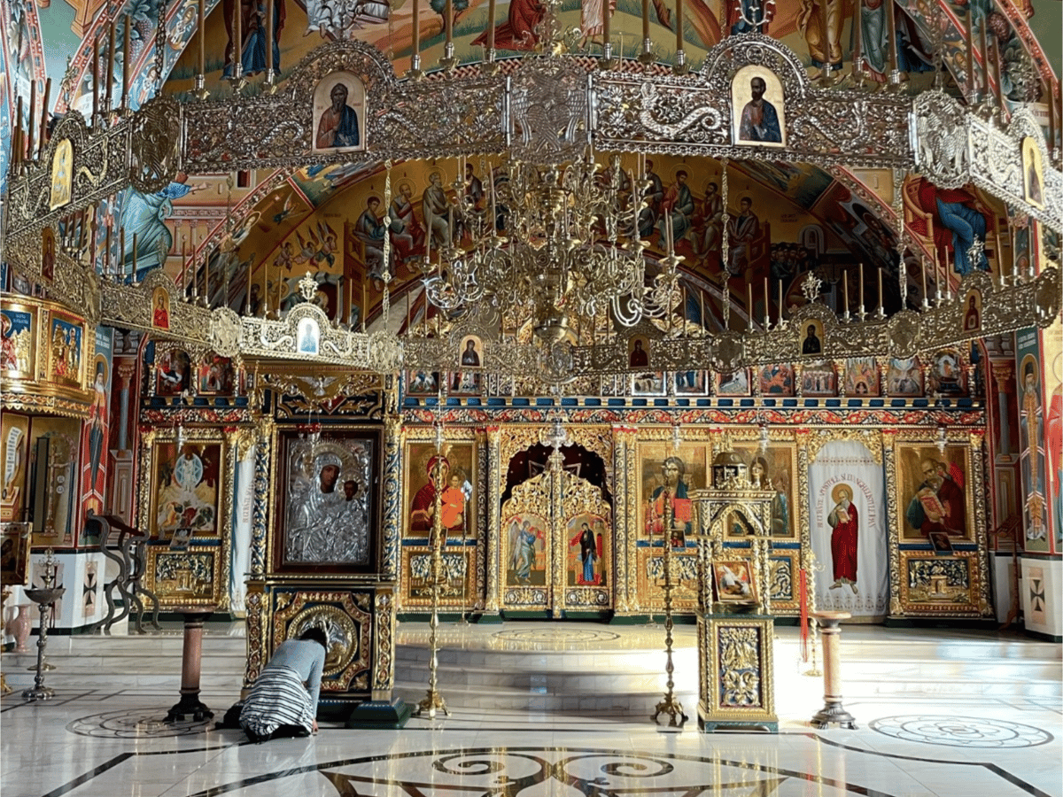 Interiorul pictat al bisericii Mănăstirii Pantocrator