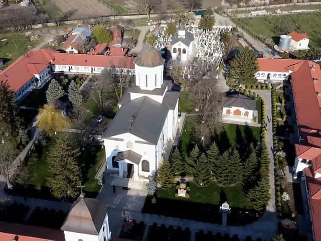 Mănăstirea Ghighiu văzută de sus