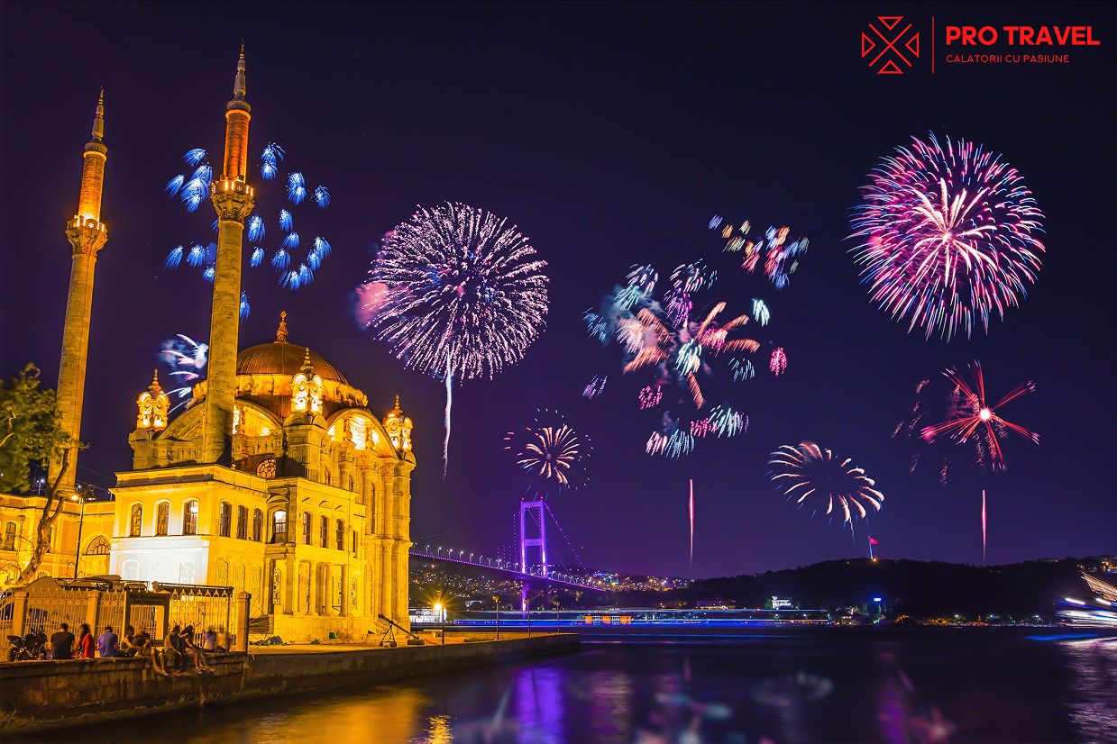 Revelion Istanbul 2027 - Pachet complet cu autocar, hotel 5★ și Cină Festivă