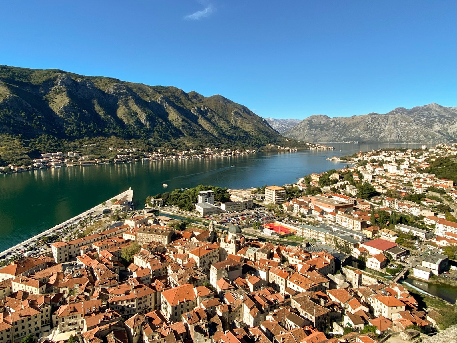 Golful Kotor și orașul vechi